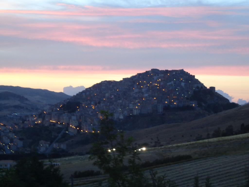 Agriturismo San Pietro กานจิ ภายนอก รูปภาพ