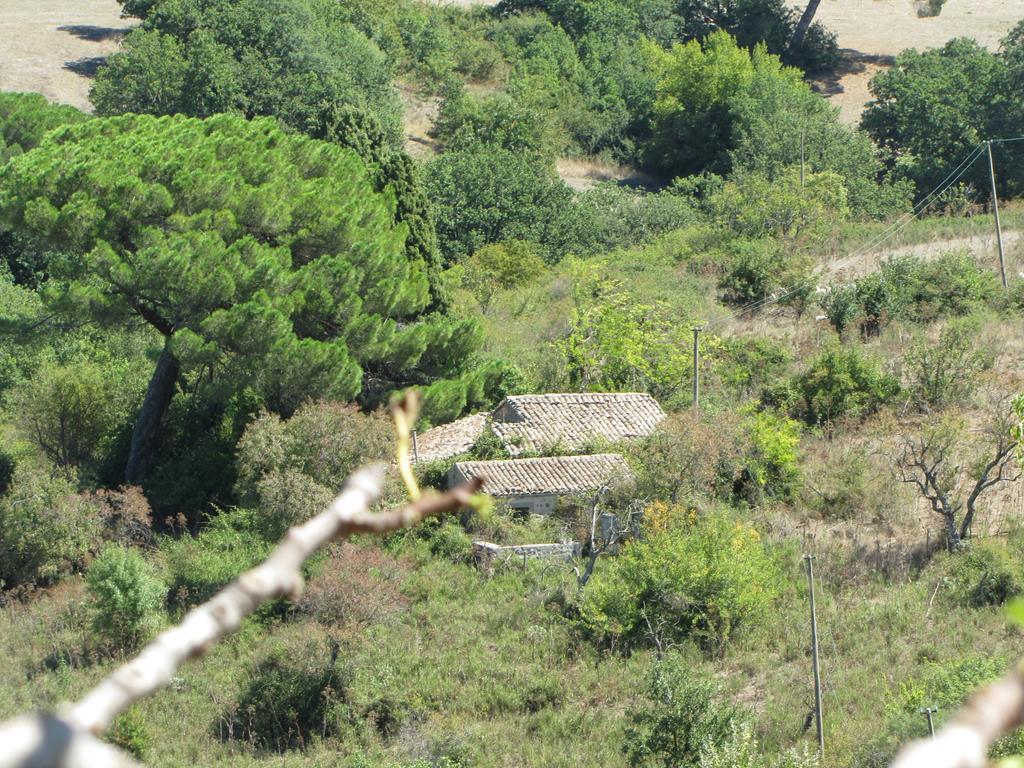 Agriturismo San Pietro กานจิ ภายนอก รูปภาพ